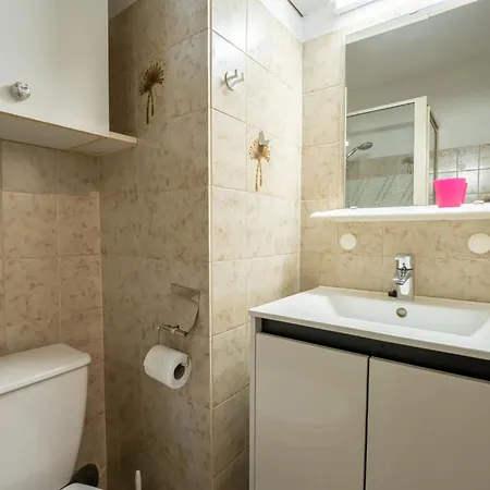 Апартаменты Sealing With Balcony By Interhome Бланкенберге