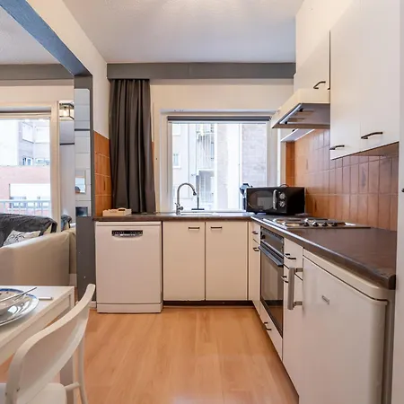 Апартаменты Sealing With Balcony By Interhome Бланкенберге